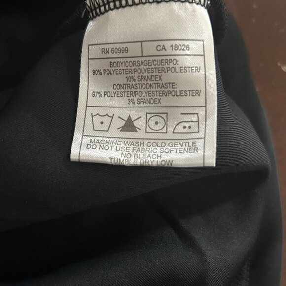 VCU Rams Full Zip Jacket Womens S Black Antigua Virginia Commonwealth University - Picture 12 of 14